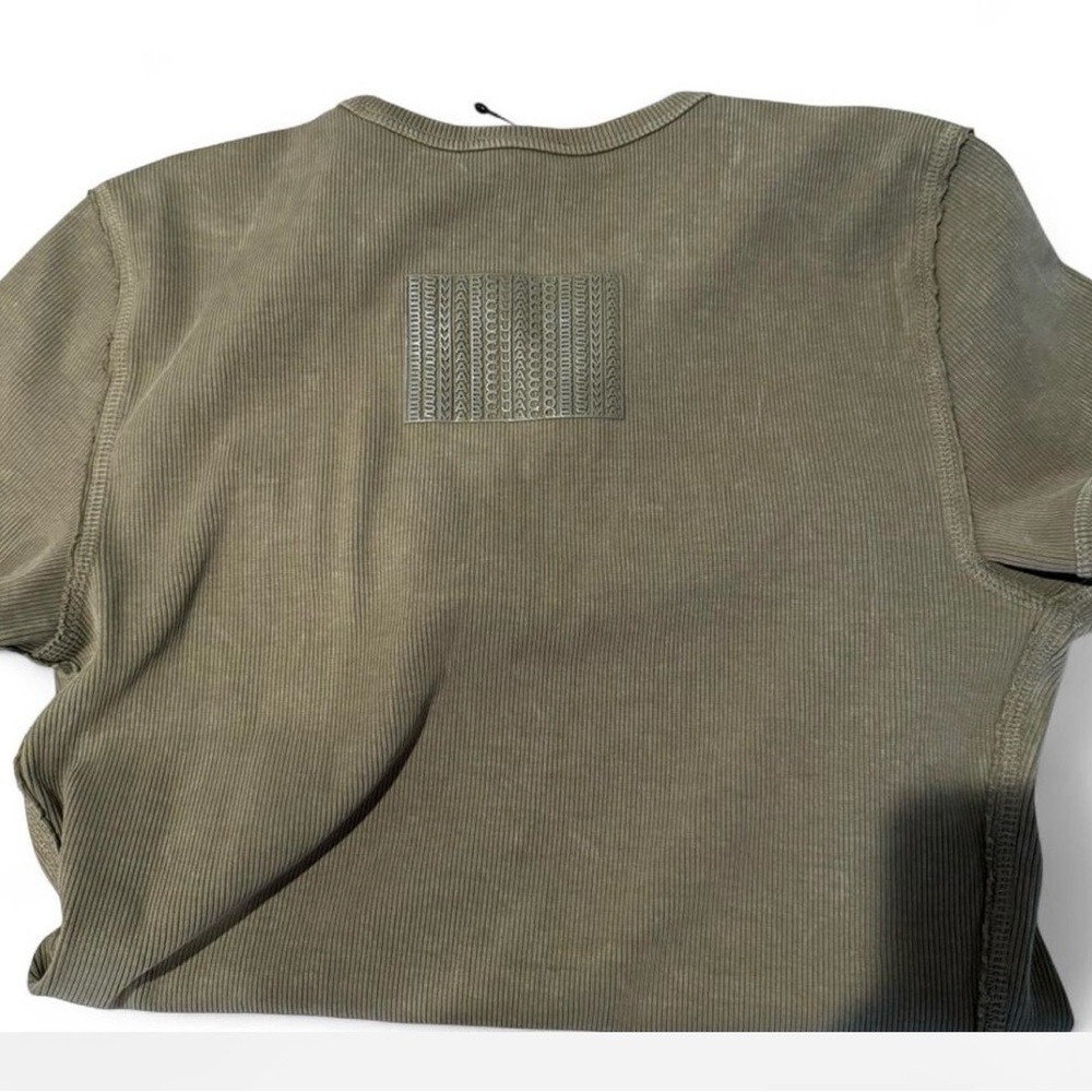 NWT $145 Marc Jacobs Olive Short Sleeve Tee - Picture 6 of 7